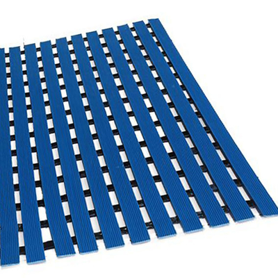 120cmx150cm สระว่ายน้ำเสื่อกันลื่น PVC Plastic Anti Skid Mat Roll For Floor